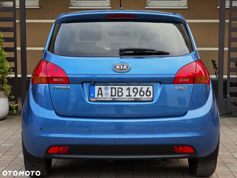 Kia Venga 1.4 CRDi 90 Attract - 32