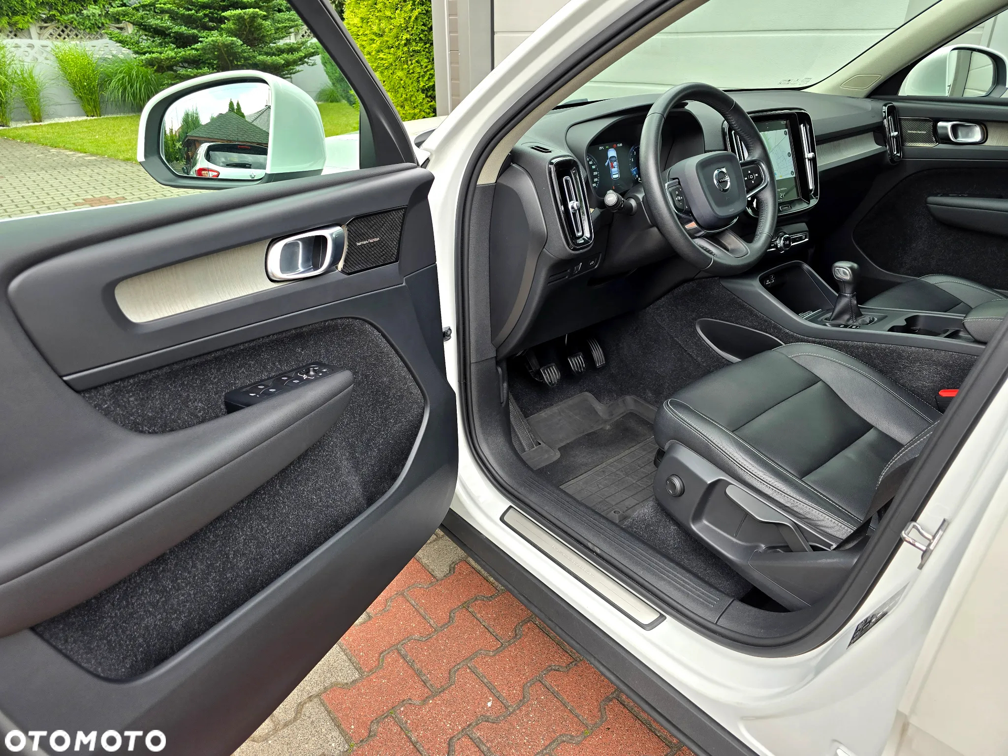 Volvo XC 40 T3 Inscription - 14