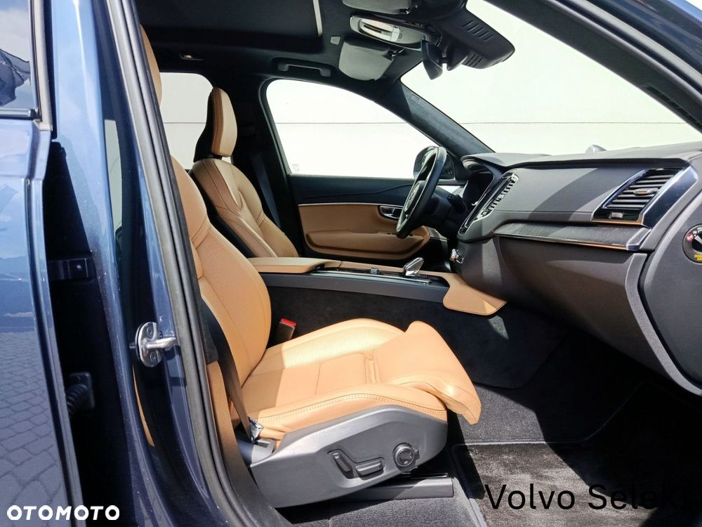 Volvo XC 90 - 16