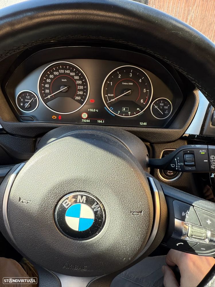 BMW 320 d Touring Line Sport - 11