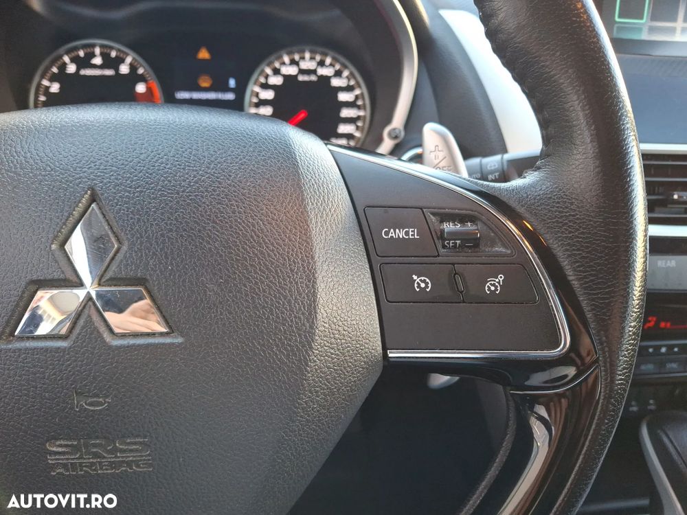 Mitsubishi Eclipse-Cross - 26