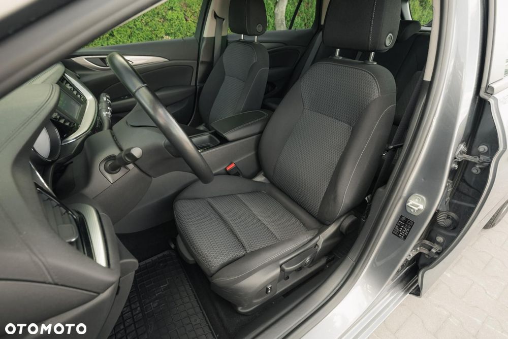 Opel Insignia - 13