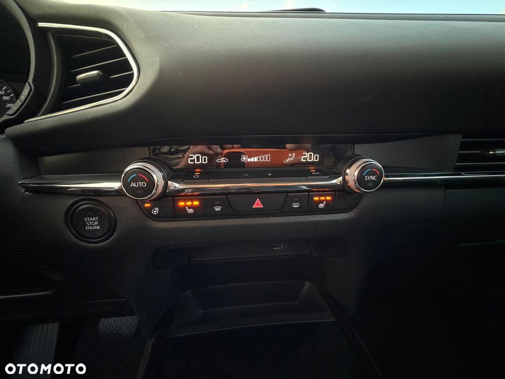 Mazda CX-30 e-SKYACTIV-G 2.0 M HYBRID 150 DRIVE SELECTION - 34