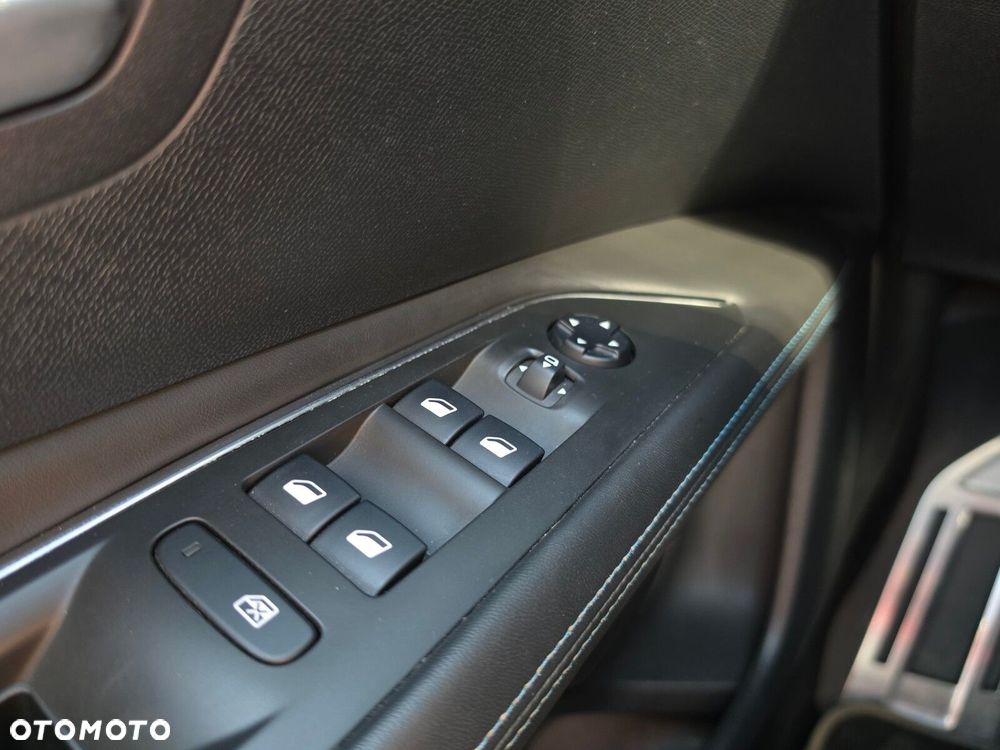 Peugeot 3008 1.2 PureTech GPF Crossway S&S EAT8 - 32
