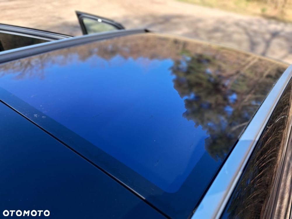 Ford Galaxy 2.2 TDCi DPF Titanium - 8