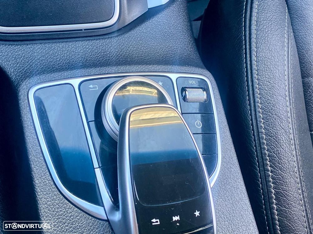 Mercedes-Benz X 250 d Pure 4-Matic Aut. - 25