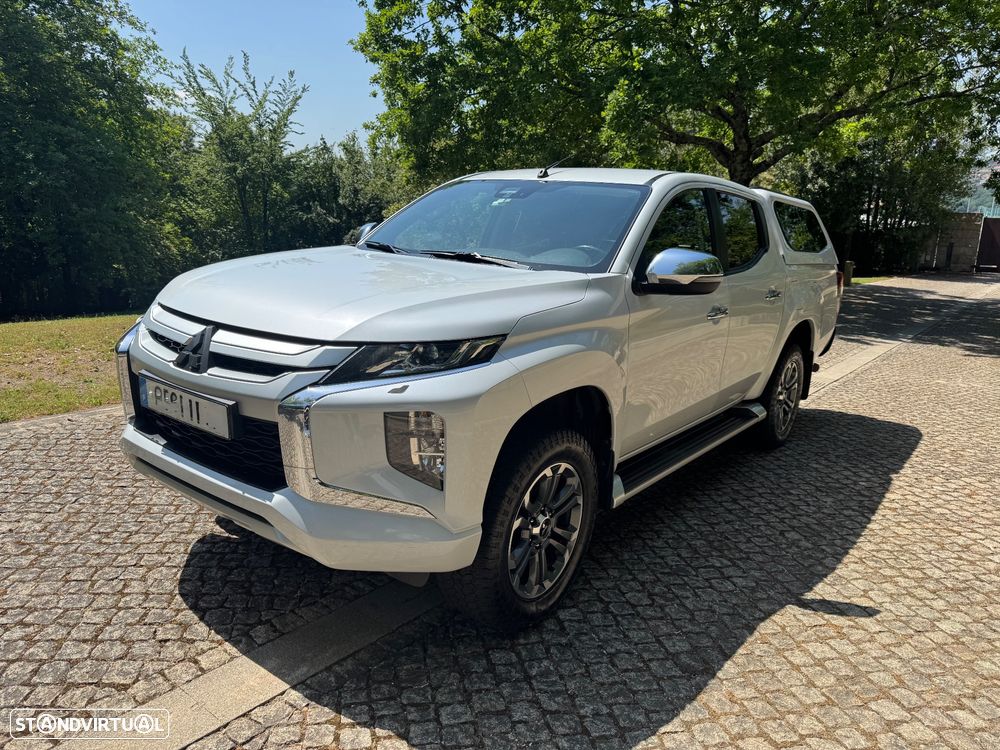 Mitsubishi L200 Pick Up 4x4 S&S Cabine Dupla Select - 2