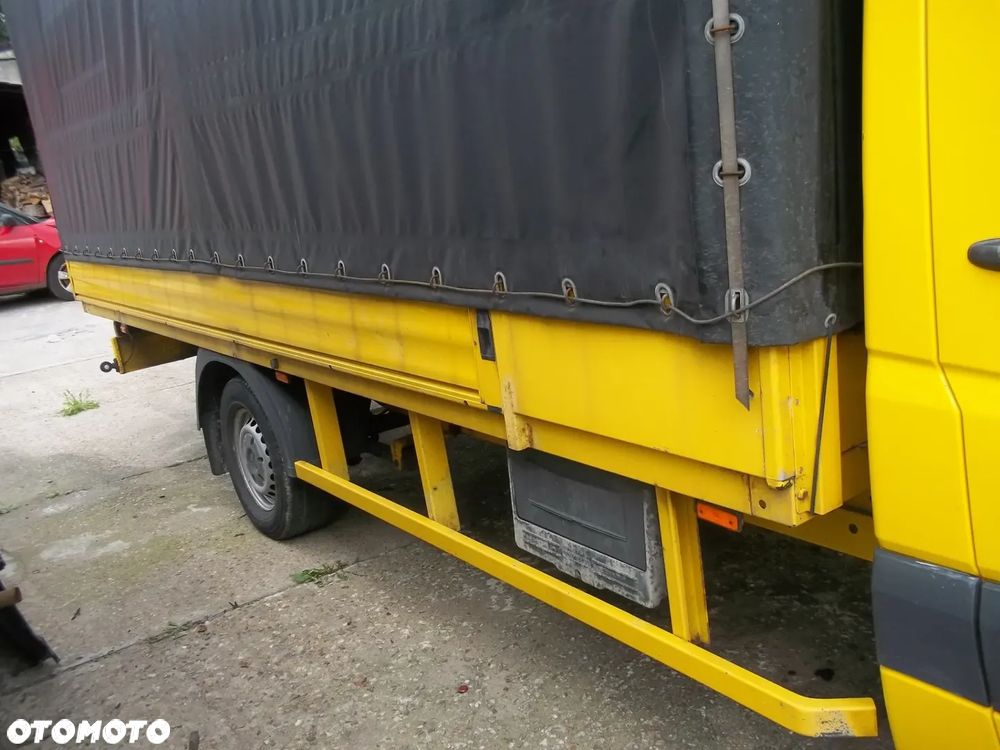 Mercedes-Benz SPRINTER - 10