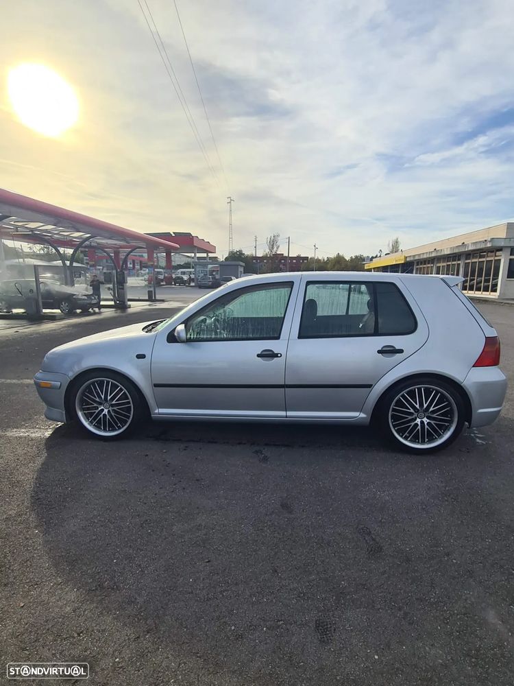 VW Golf - 4