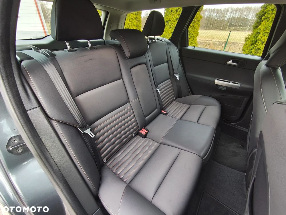 Volvo V50 DPF D2 Business Edition - 17