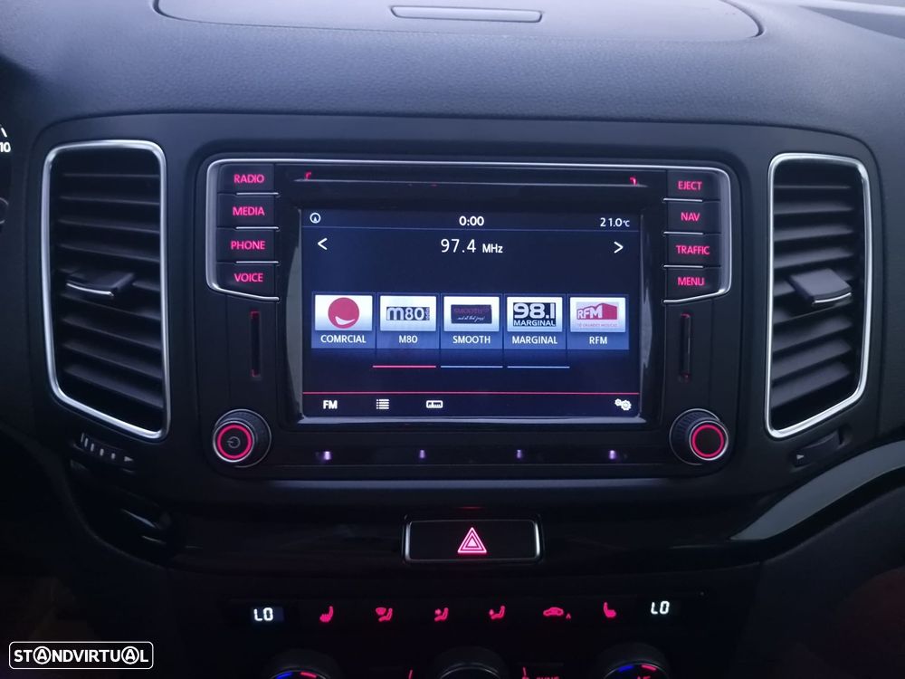 VW Sharan 2.0 TDI Blue Highline - 39