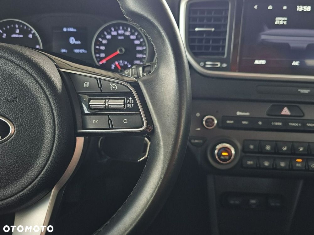 Kia Sportage - 16