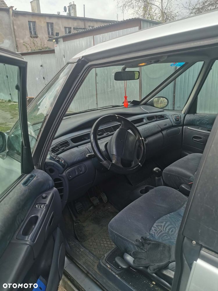 Renault Espace 2.2 TD RT - 6