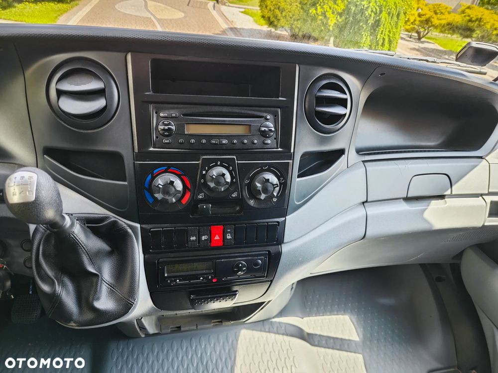 Iveco 35C15 35 C 15 121tyś przebiegu, VAT23% DOCA 7os Zarejestrowany Bliźniak, 3,5t hak - 13