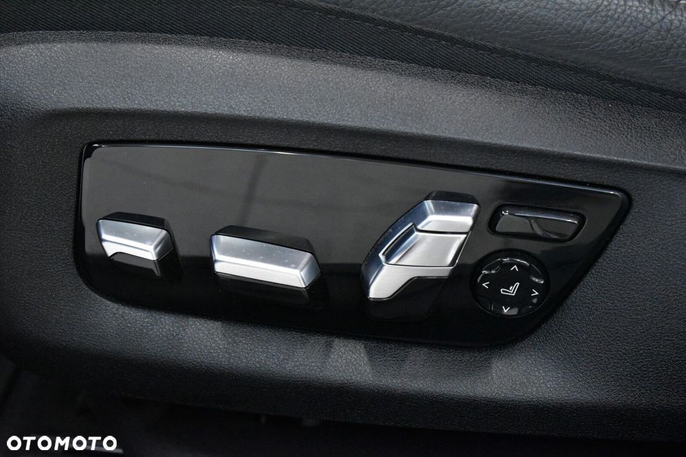 BMW Seria 5 - 12