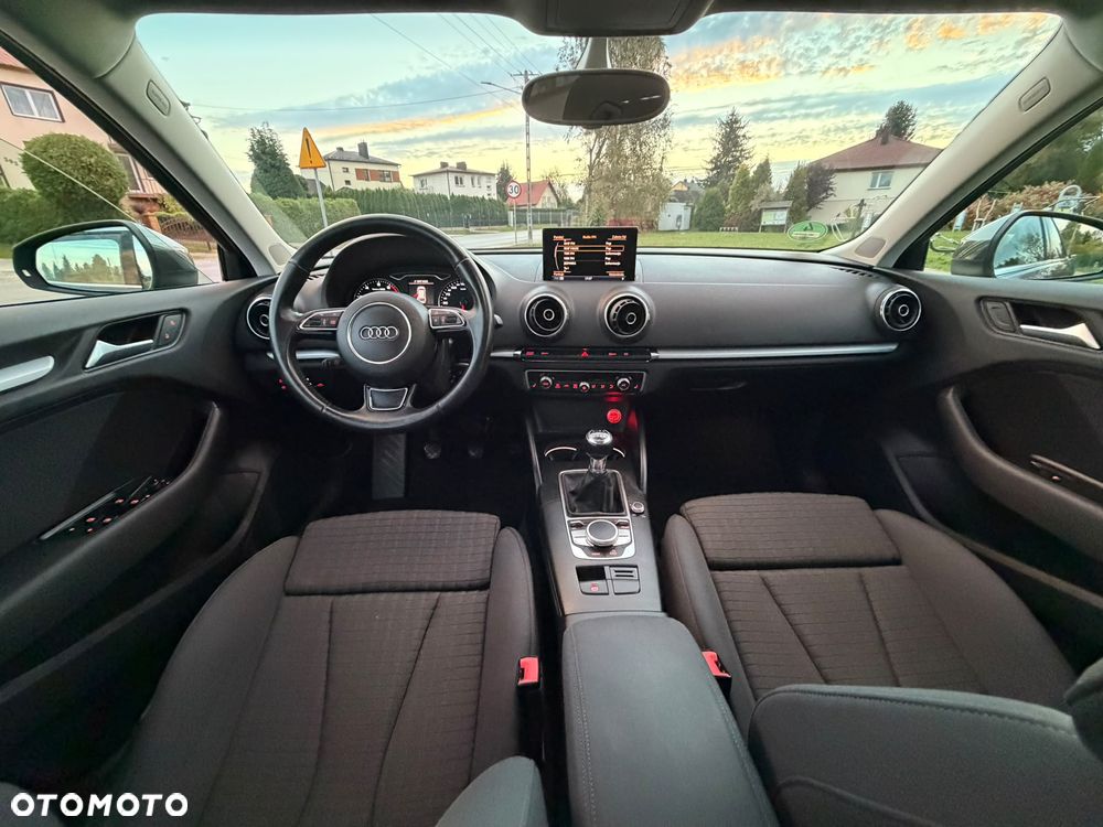 Audi A3 Sportback 1.4 TFSI Premiere Edition - 12