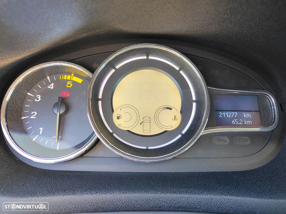 Renault Mégane Sport Tourer 1.5 dCi Dynamique S - 16