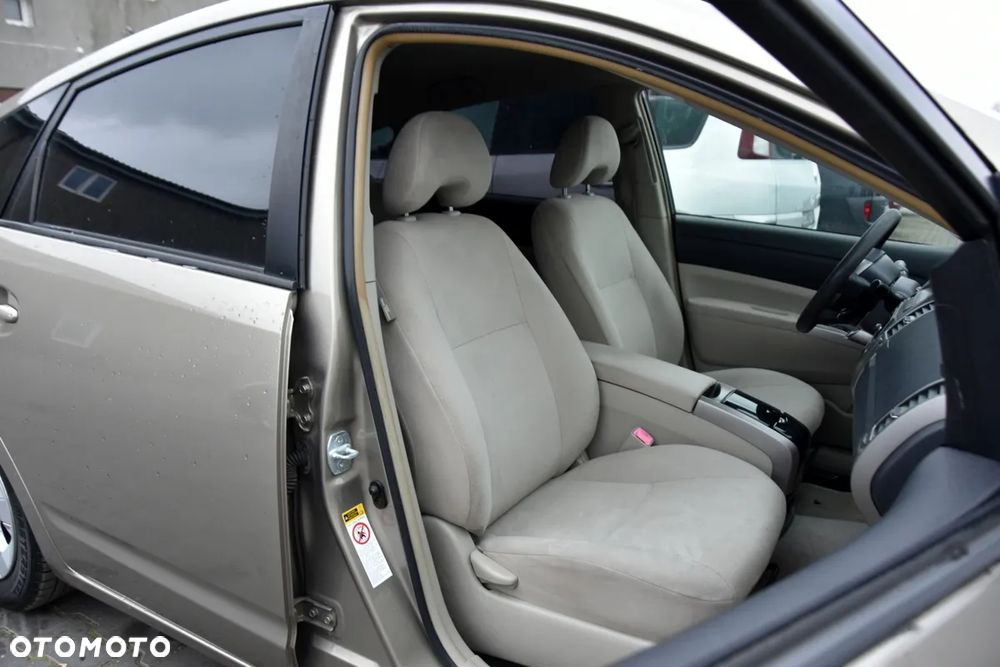 Toyota Prius 1.5 VVT-i Prestige - 26