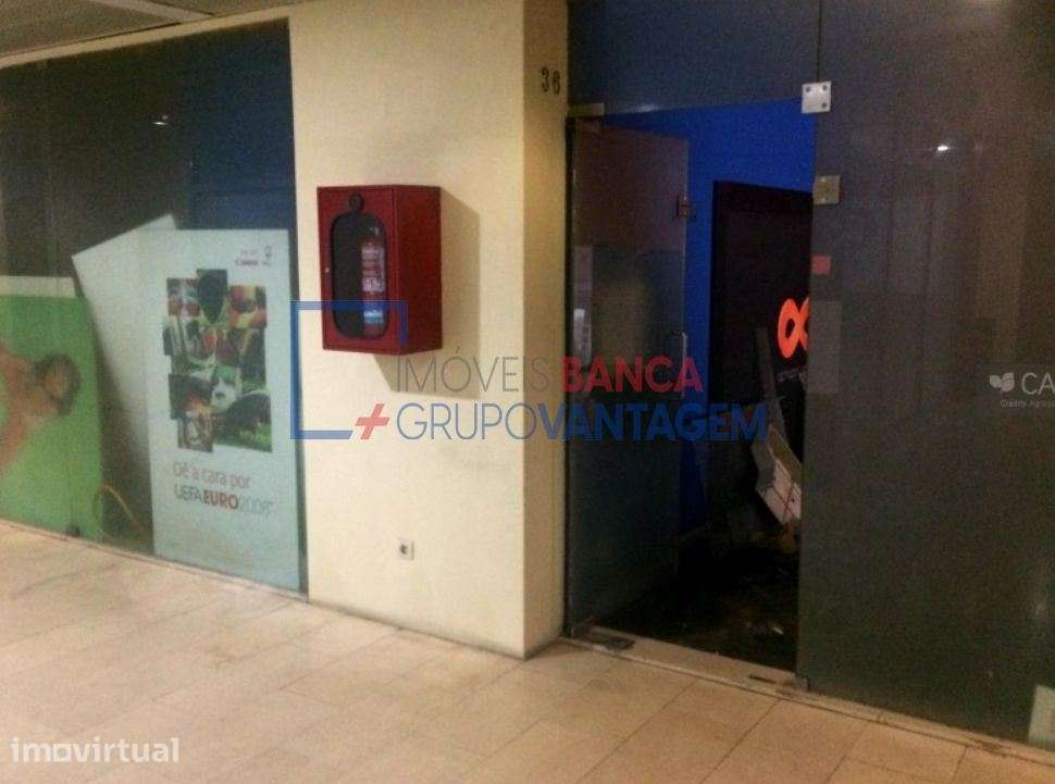 LOJA CENTRO PORTO - Grande imagem: 2/6