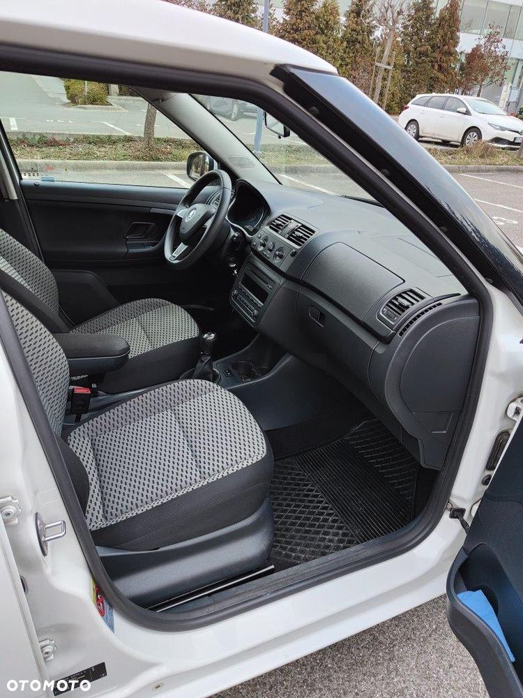 Skoda Fabia 1.6 TDI DPF Ambition - 12