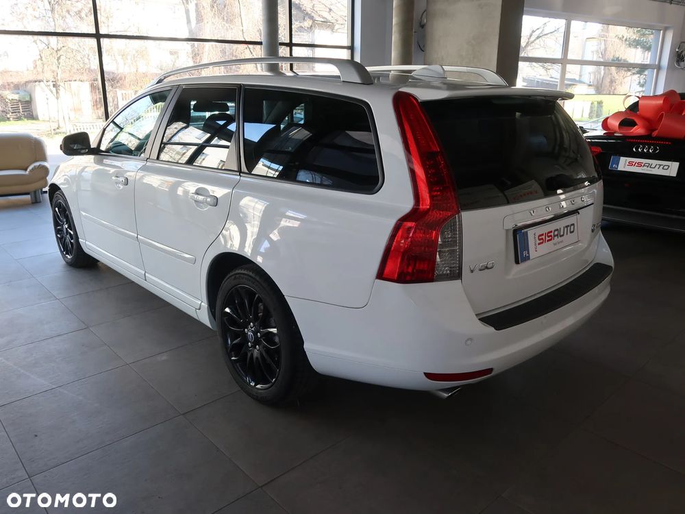 Volvo V50 D3 Momentum - 6