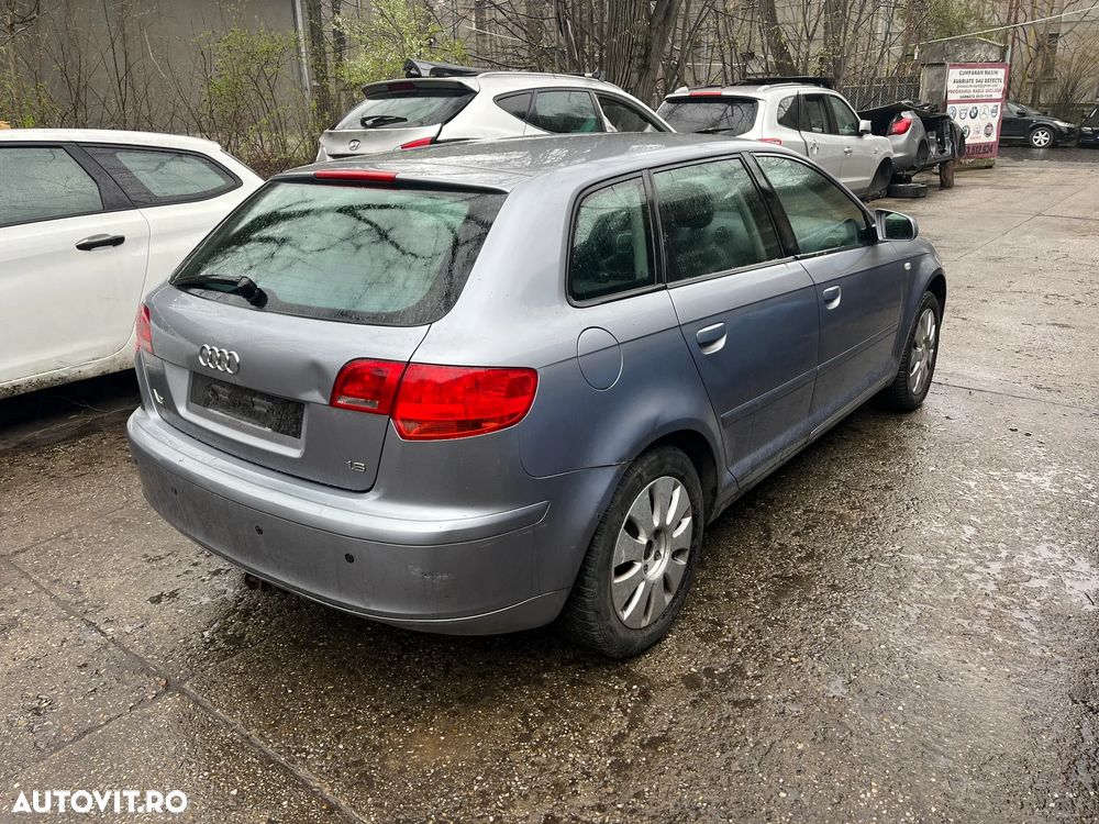 Dezmembrez Audi A3 8P facelift 4 usi gri LY7H 2006 1,6 FSI benzina cod BLP 85KW HBM - 8