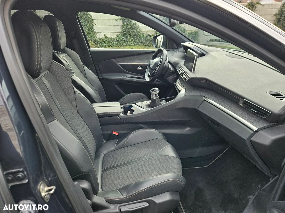 Peugeot 3008 1.2 PureTech Turbo S&S GT-Line - 15