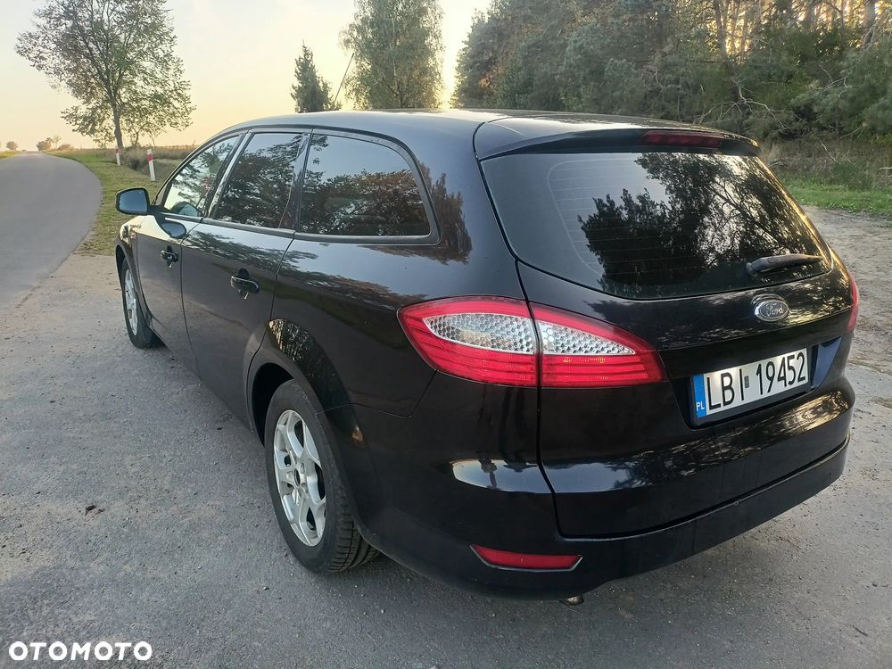 Ford Mondeo 2.0 TDCi Ambiente - 6