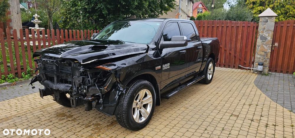 Dodge RAM 1500 5.7 4x4 - 2
