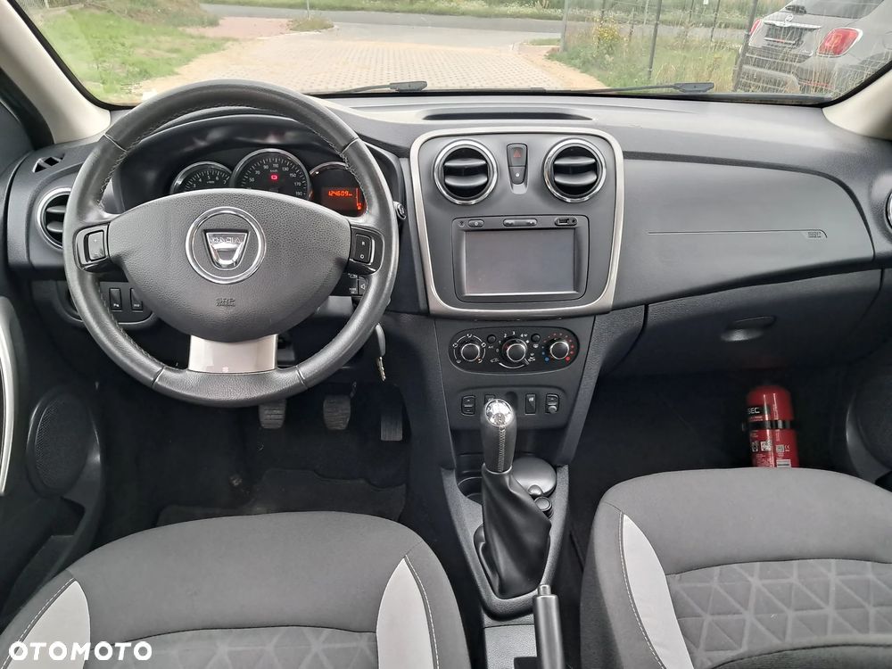 Dacia Sandero Stepway TCe 90 (S&S) Celebration - 15