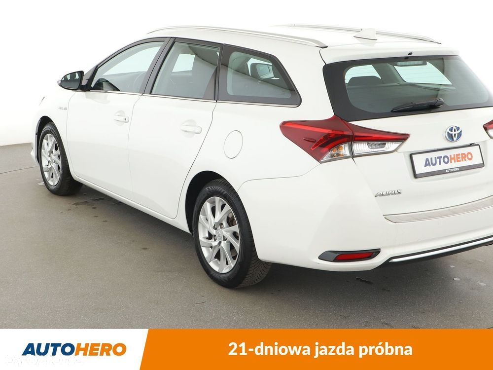 Toyota Auris - 4