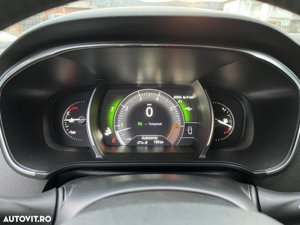 Renault Megane ENERGY TCe 100 INTENS - 19