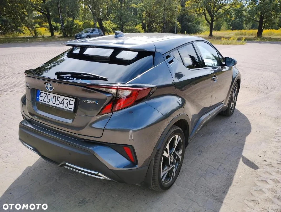 Toyota C-HR - 11