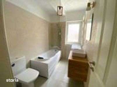 Apartament la vila, 3 camere+bucatarie si curte 100 mp — fotografia 3