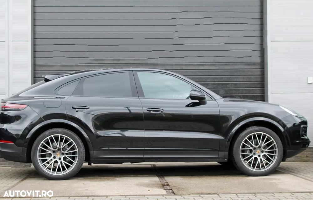 Porsche Cayenne - 2