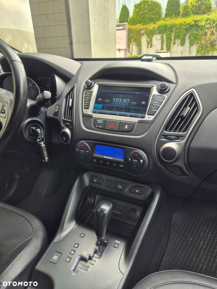 Hyundai ix35 2.0 CRDi 4WD Automatik Fifa World Cup Gold Edition - 20