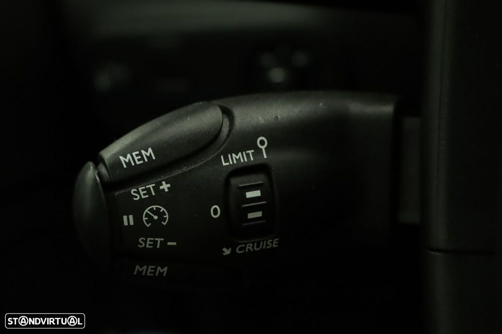 Citroën C3 1.2 PureTech C-Series - 16