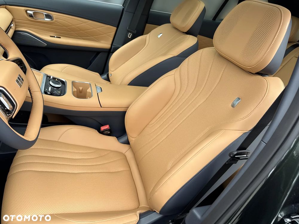 Geely Starray EM-i 1.5 PHEV Max - 13