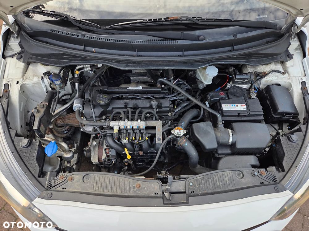 Hyundai i20 - 8