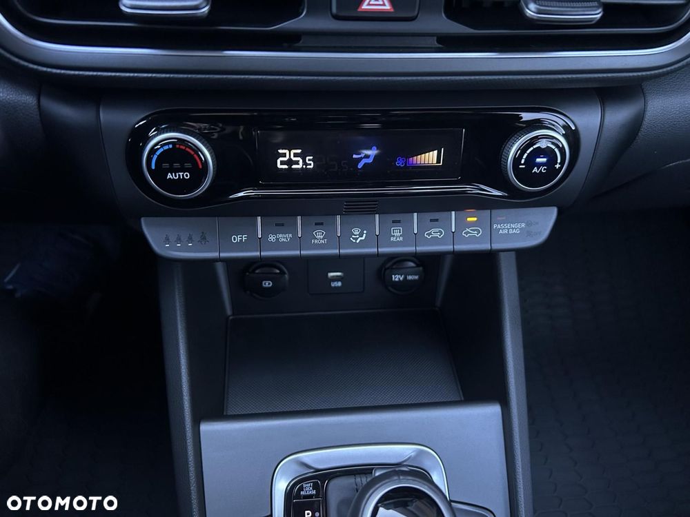 Hyundai Kona 1.6 GDI Hybrid Smart DCT - 23