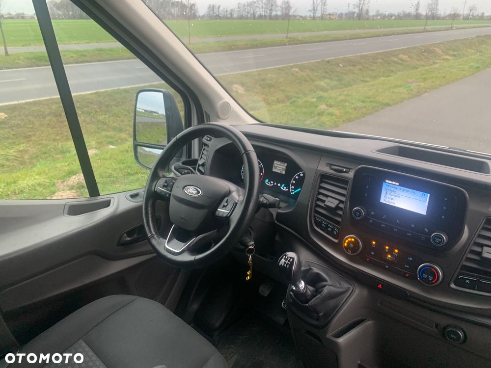 Ford Transit - 12