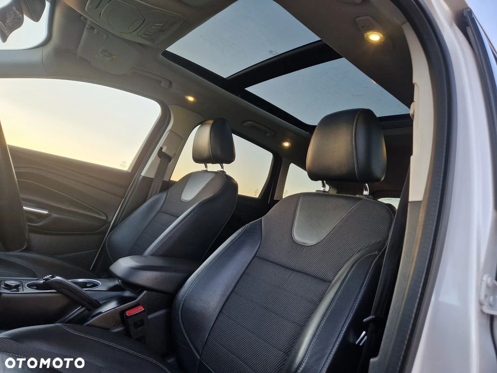 Ford Kuga 2.0 TDCi 4WD Titanium Plus - 11