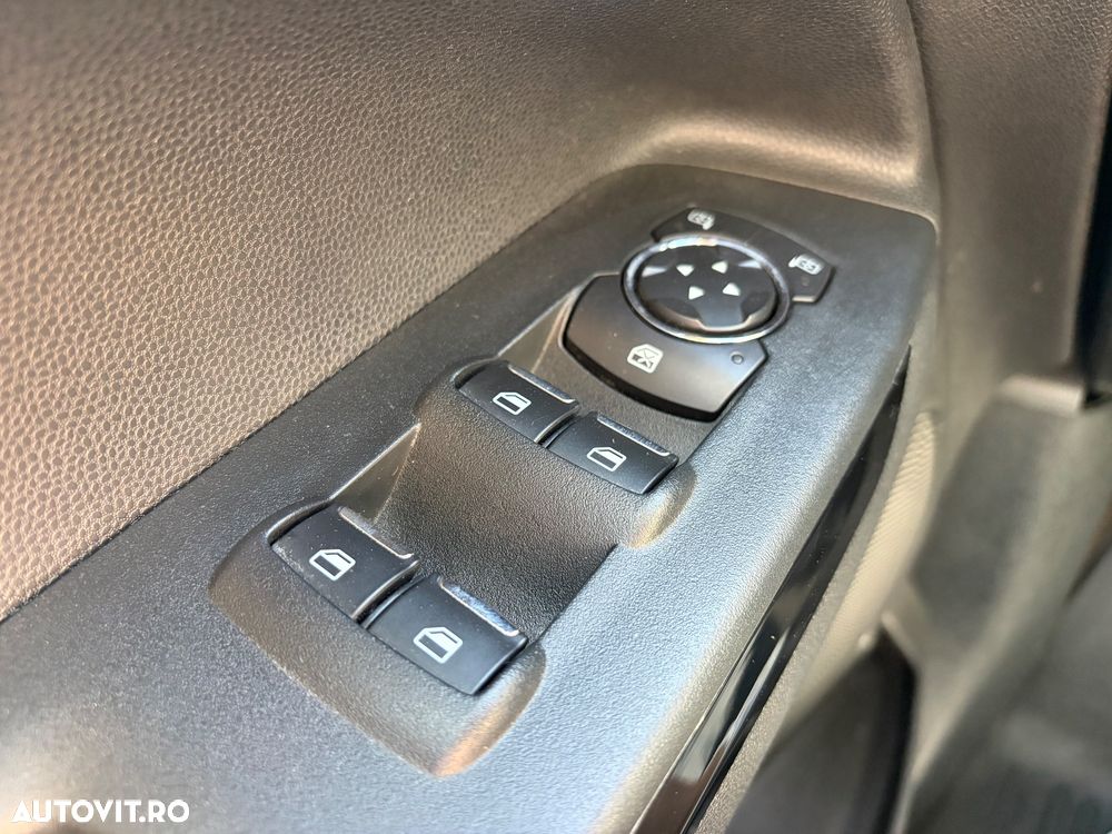 Ford EcoSport 1.0 EcoBoost Titanium - 13