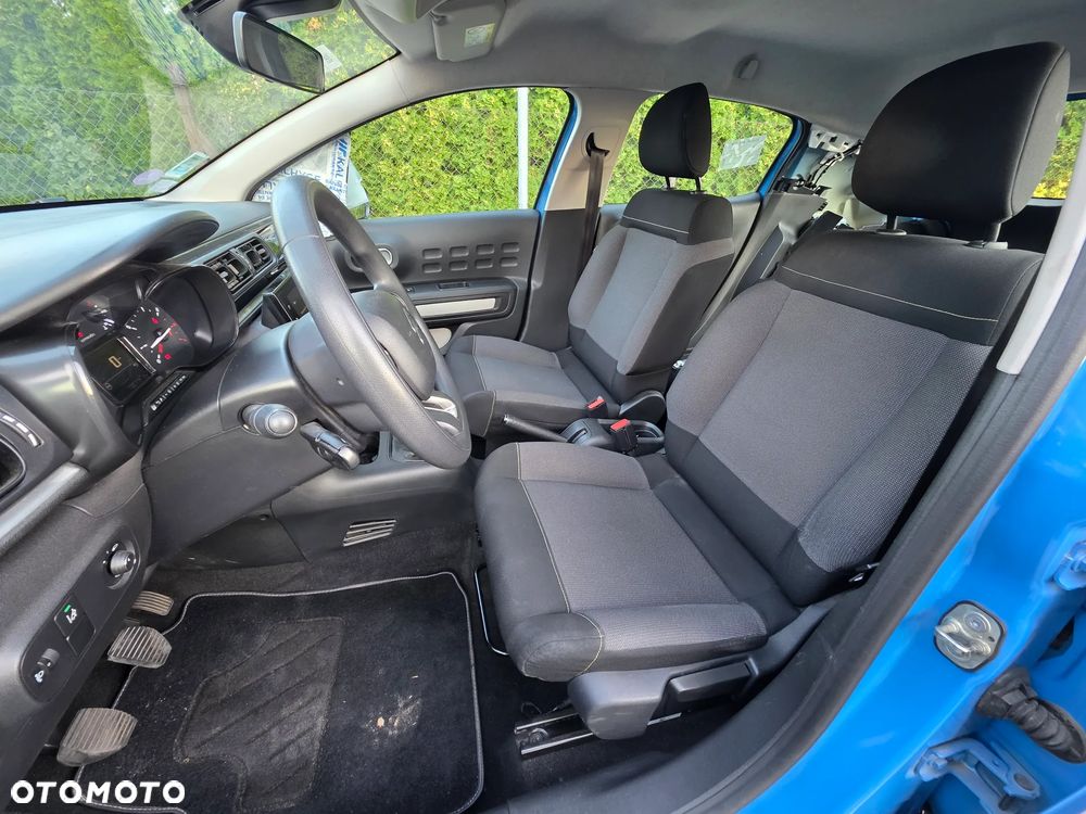 Citroën C3 Pure Tech 82 SHINE - 10