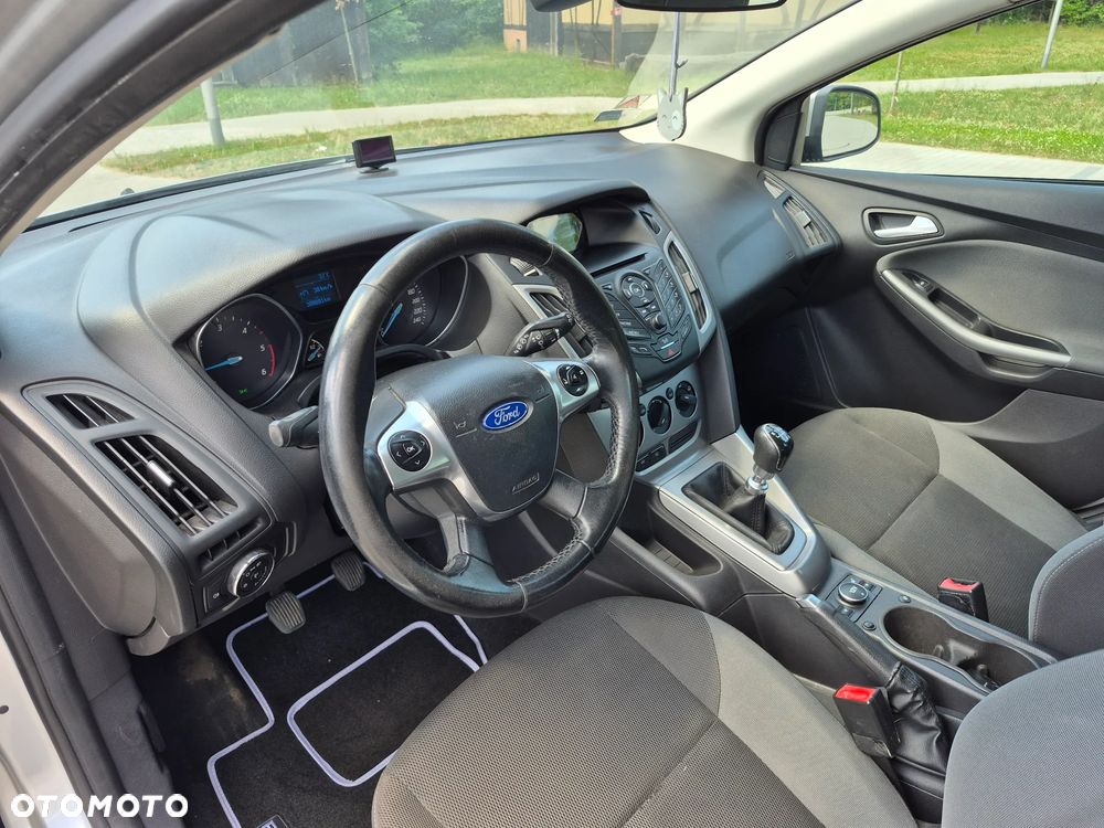Ford Focus 1.6 TDCi Ambiente - 16
