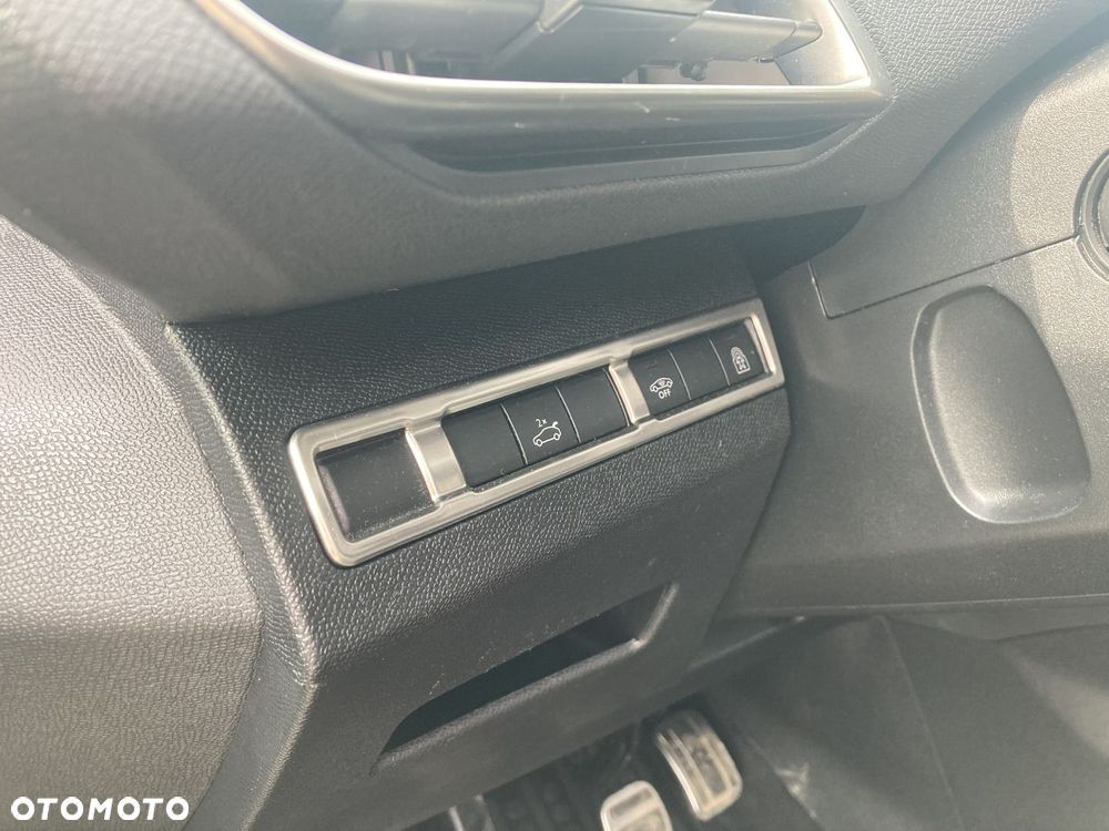 Peugeot 3008 1.2 PureTech Allure Pack S&S - 12