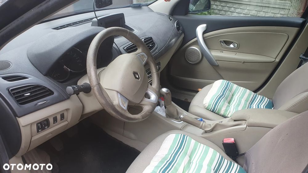 Renault Fluence 1.6 16V Privilege - 5