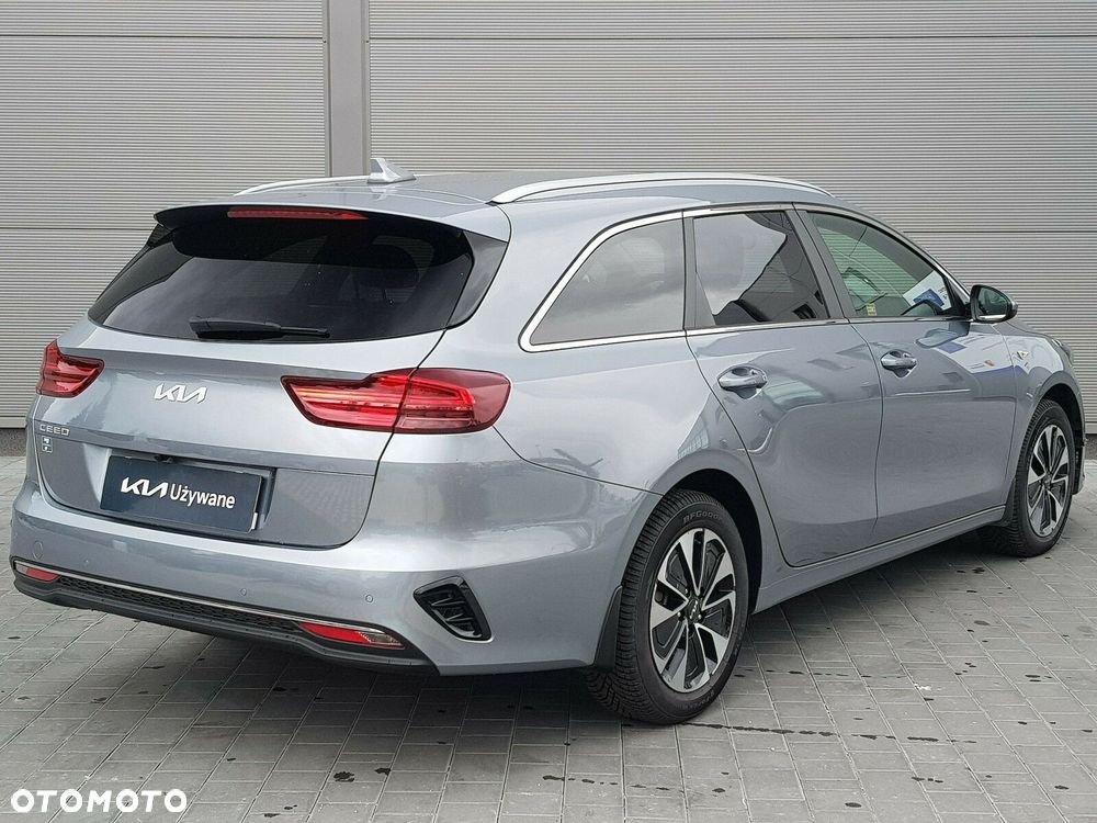 Kia Ceed 1.5 T-GDI M DCT - 11