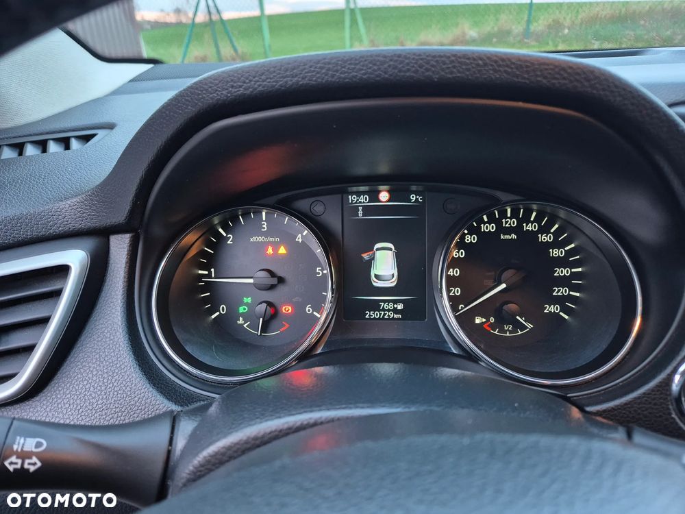 Nissan Qashqai 1.6 DCi Tekna+ - 11