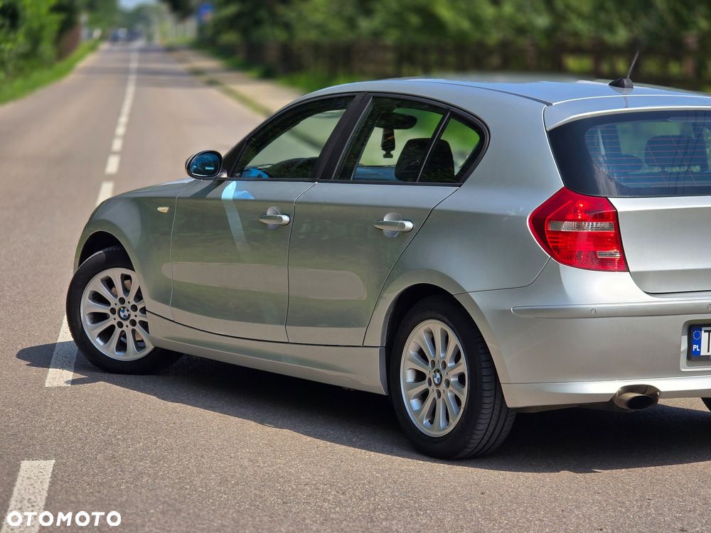 BMW Seria 1 118d - 4